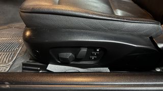 Bmw 320 2010-thumb-10