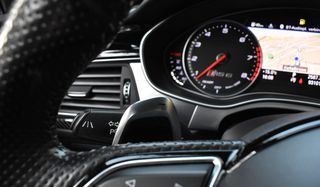 Audi RS6 2015 PANORAMA-HEAD-UP DISPLAY-BOSE-thumb-37