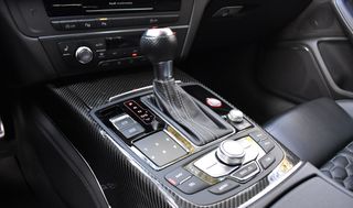 Audi RS6 2015 PANORAMA-HEAD-UP DISPLAY-BOSE-thumb-39