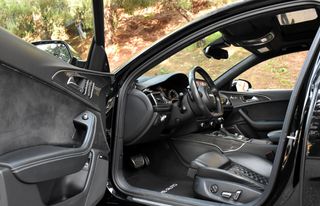 Audi RS6 2015 PANORAMA-HEAD-UP DISPLAY-BOSE-thumb-13