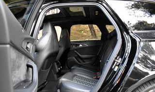 Audi RS6 2015 PANORAMA-HEAD-UP DISPLAY-BOSE-thumb-16