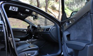 Audi RS6 2015 PANORAMA-HEAD-UP DISPLAY-BOSE-thumb-17