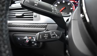 Audi RS6 2015 PANORAMA-HEAD-UP DISPLAY-BOSE-thumb-30