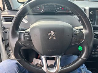 Peugeot 2008 2016 Parktronic,led,navi-thumb-11