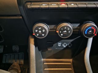 Renault Clio 2022 Blue dCi 100hp Authentic 1.5/ΕΛΛΗΝΙΚΗΣ ΑΝΤΙΠΡΟΣΩΠΕΙΑΣ-thumb-30