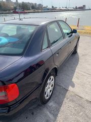 Audi A4 1995-thumb-1
