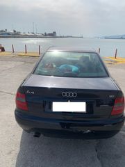 Audi A4 1995-thumb-3
