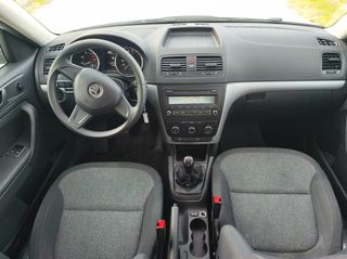 Skoda Yeti 2014 ACTIVE 1.2-thumb-6