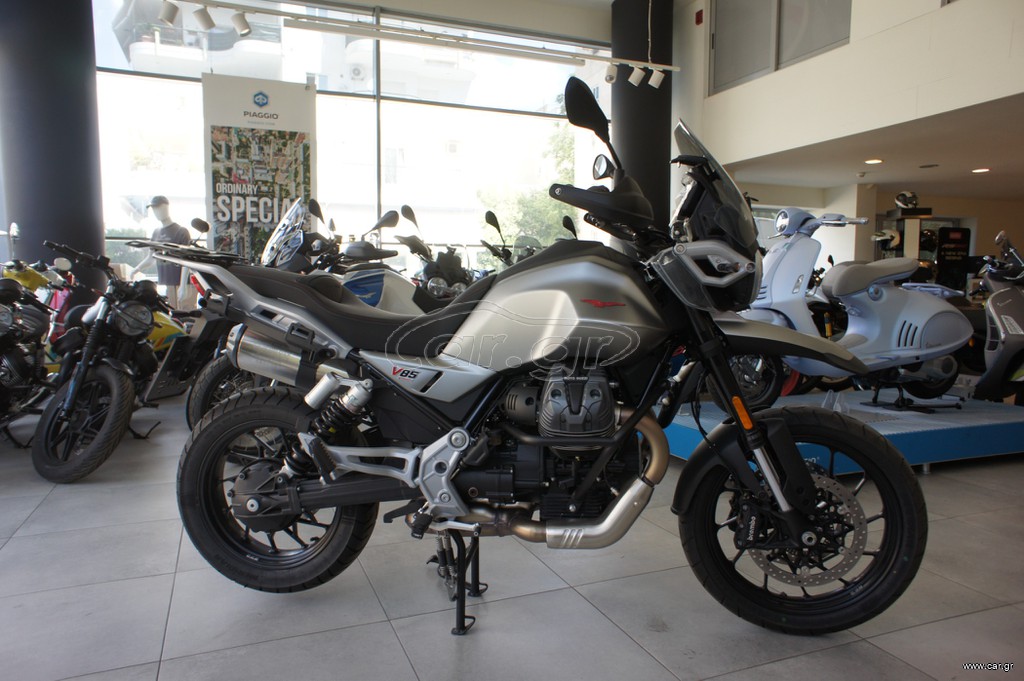 Moto Guzzi V 85 2025 MOTO GUZZI V85 STRADA