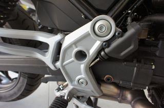 Moto Guzzi V 85 2025 MOTO GUZZI V85 STRADA-thumb-22