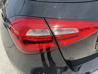 Mercedes-Benz A 160 2018-thumb-46