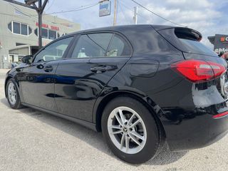 Mercedes-Benz A 160 2018-thumb-7