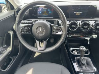 Mercedes-Benz A 160 2018-thumb-16