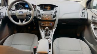Ford Focus 2016-thumb-34