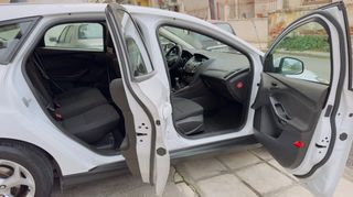 Ford Focus 2016-thumb-49