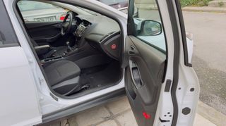 Ford Focus 2016-thumb-52