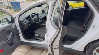 Ford Focus 2016-thumb-53