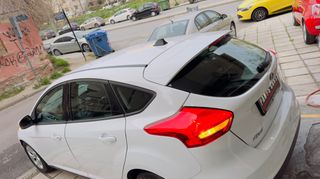 Ford Focus 2016-thumb-5