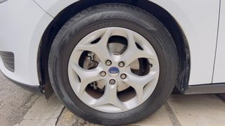 Ford Focus 2016-thumb-23