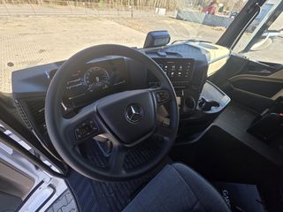 Mercedes-Benz 2026 1848 LS BigSpace ** 10 κομμάτια **-thumb-10