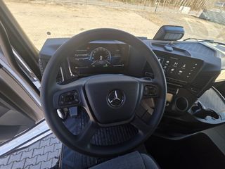 Mercedes-Benz 2026 1848 LS BigSpace ** 10 κομμάτια **-thumb-11