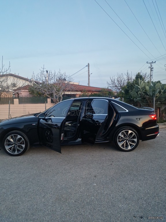 Audi A4 2019 S LINE