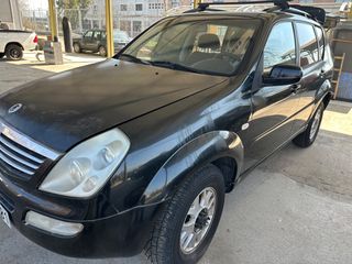 SsangYong Rexton 2005 KOMATI KOMATI  Automatic 2,7 diesel 7thesio-thumb-1