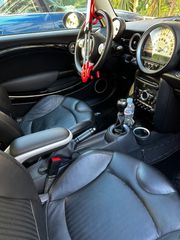 Mini Cooper S 2011-thumb-5