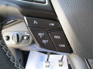 Ford Kuga 2017 1.5 TDCI ST-LINE-thumb-11
