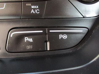 Ford Kuga 2017 1.5 TDCI ST-LINE-thumb-22