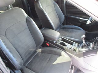 Ford Kuga 2017 1.5 TDCI ST-LINE-thumb-29