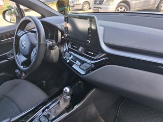 Toyota C-HR 2019 1.8 HYBRID CLUB BI TONE-thumb-4
