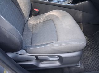 Toyota C-HR 2019 1.8 HYBRID CLUB BI TONE-thumb-9