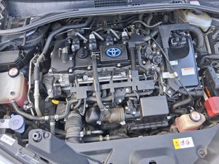 Toyota C-HR 2019 1.8 HYBRID CLUB BI TONE-thumb-24