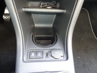 Volkswagen Up 2019-thumb-21