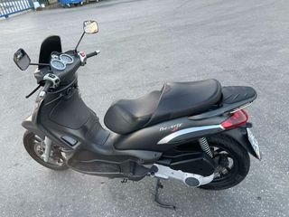 Piaggio Beverly 250 S 2005-thumb-9