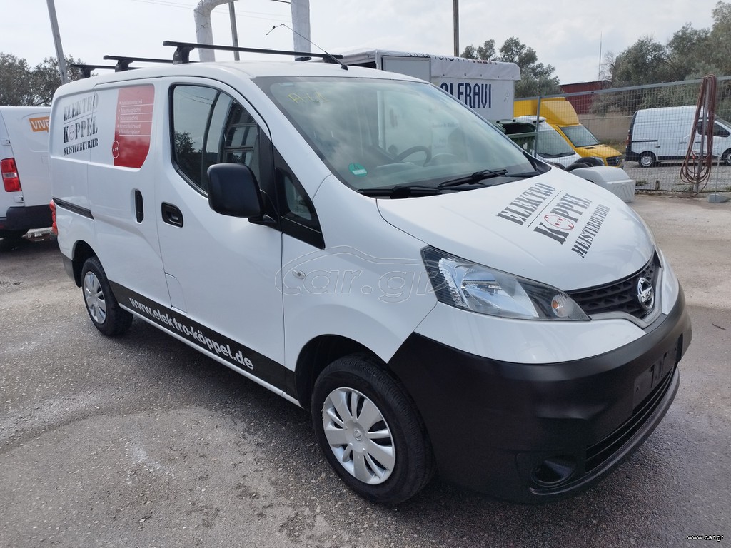 Nissan NV 200 2017