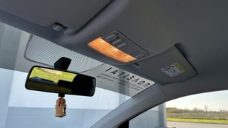 Volkswagen Up 2017-thumb-26