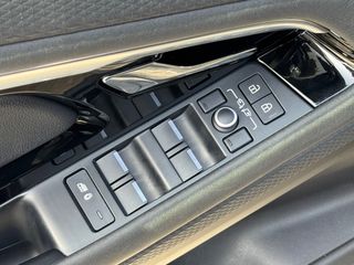 Land Rover Range Rover Evoque 2022 D200S R-DYNAMIC-thumb-24