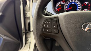 Hyundai i 10 2015-thumb-10