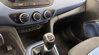 Hyundai i 10 2015-thumb-12