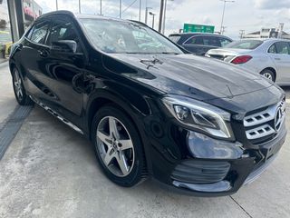 Mercedes-Benz GLA 180 2019 AMG PACKET-thumb-3
