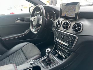 Mercedes-Benz GLA 180 2019 AMG PACKET-thumb-17