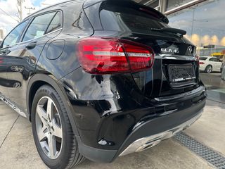 Mercedes-Benz GLA 180 2019 AMG PACKET-thumb-24
