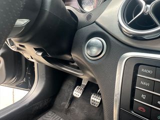 Mercedes-Benz GLA 180 2019 AMG PACKET-thumb-26