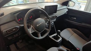Dacia Sandero 2026 Stepway Extreme 100hp-thumb-2