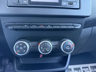 Renault Express 2021 1.5-thumb-32