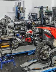 PADDOCK STAND  ΠΙΣΩ ΤΡΟΧΟΥ ---> MODIFYING GARAGE "since1993" TAKEGAWAGR - 4miniracingparts,gr