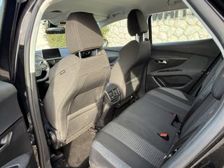 Peugeot 3008 2021 1.5 BLUEHDI 130 S&S BUSINESS-thumb-18