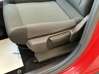 Citroen C3 Aircross 2018 1.2 PURETECH SUNSHINE 110hp-thumb-30